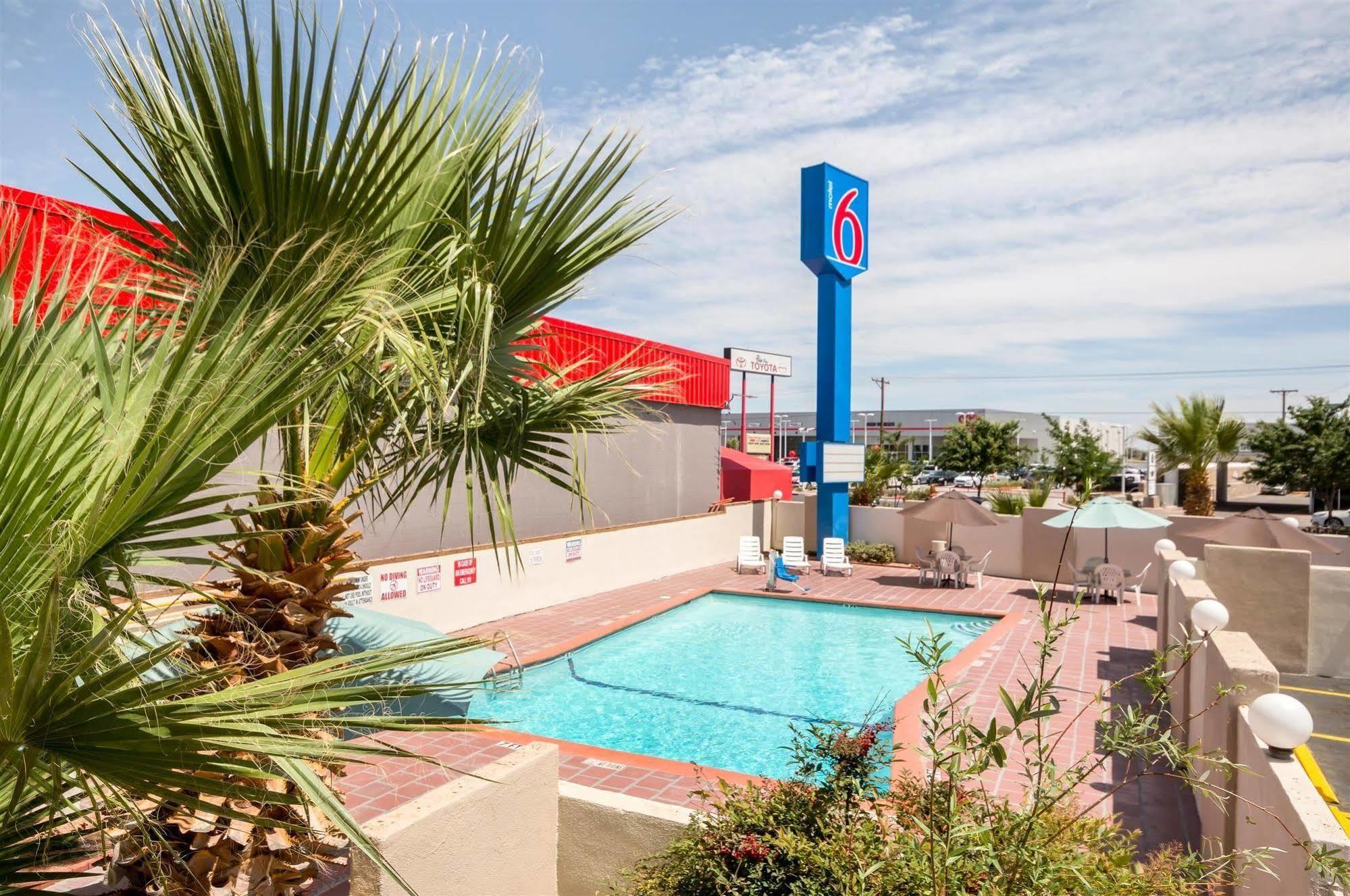 Motel 6-El Paso, Tx - Airport - Fort Bliss Экстерьер фото